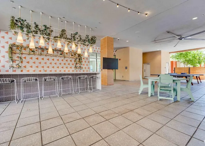 Boulevard Modern 1br Asu Pool Gym 08 *